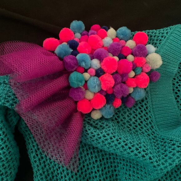 Dolman Sleeve Sweater with DIY pom-poms and tulle ruffle - Picture 2 of 9